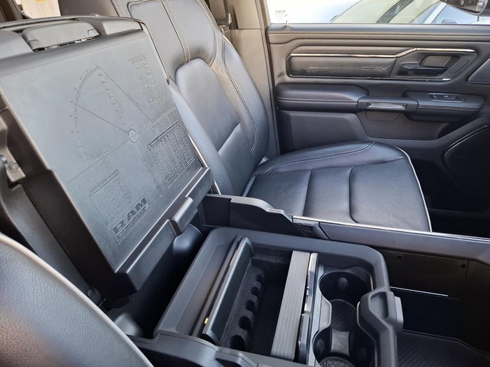 2022 RAM 1500 Limited RamBox DT MY22 4X4 Dual Range Granite Crystal