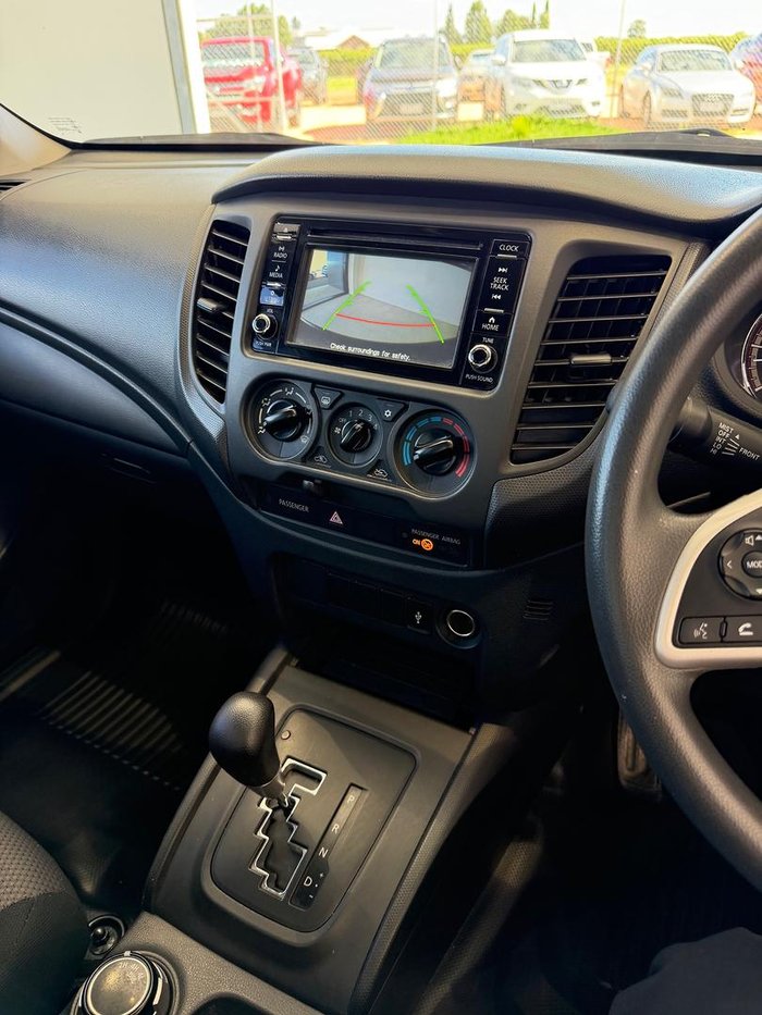 2021 Mitsubishi Triton GLX