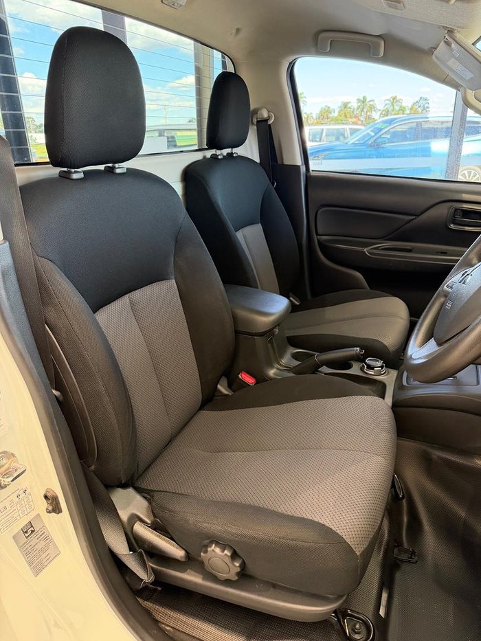 2021 Mitsubishi Triton GLX