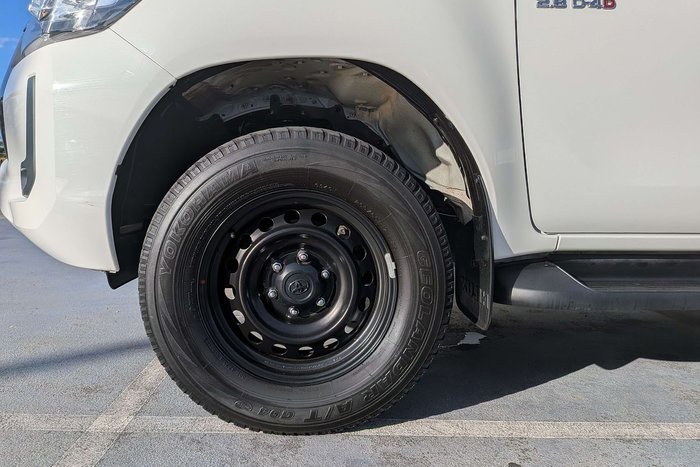 2020 Toyota Hilux SR