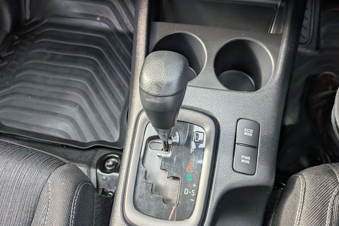 2020 Toyota Hilux SR