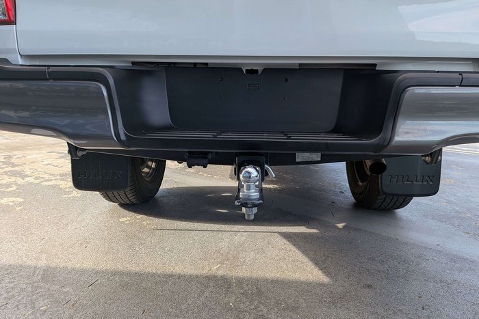 2020 Toyota Hilux SR