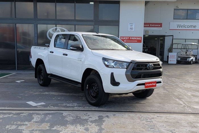 2020 Toyota Hilux SR