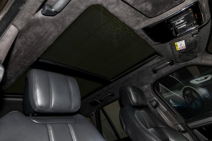 2019 Land Rover Range Rover SDV6 Vogue