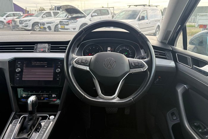 2022 Volkswagen Passat 140TSI Business