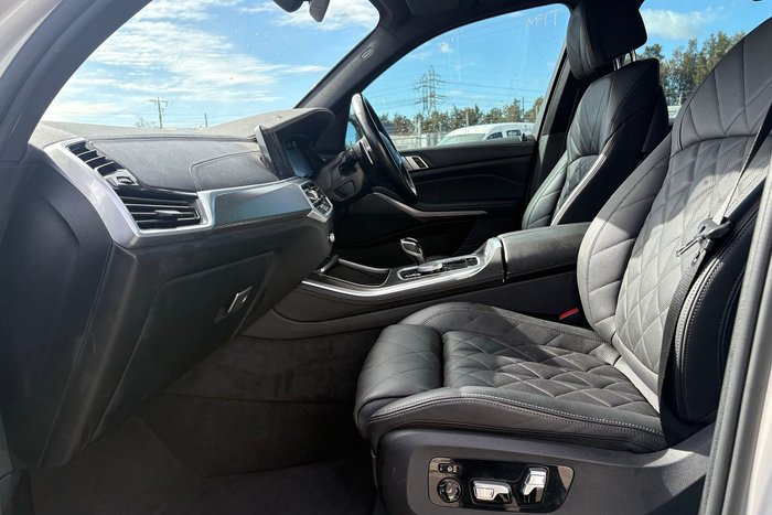 2023 BMW X5 xDrive40i M Sport