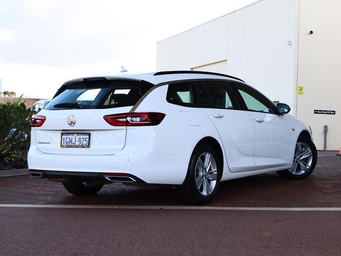 2018 Holden Commodore LT