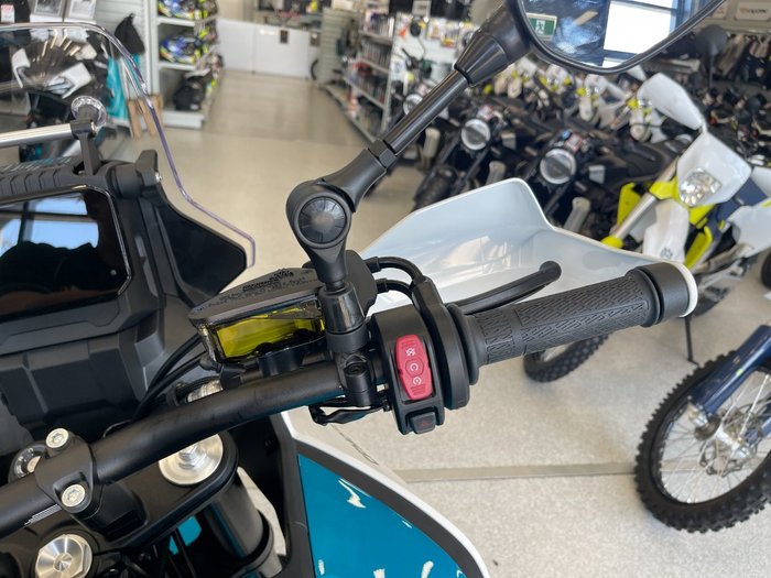 2025 CFMOTO 450 MT BLUE