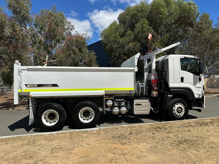 2025 Isuzu F Series