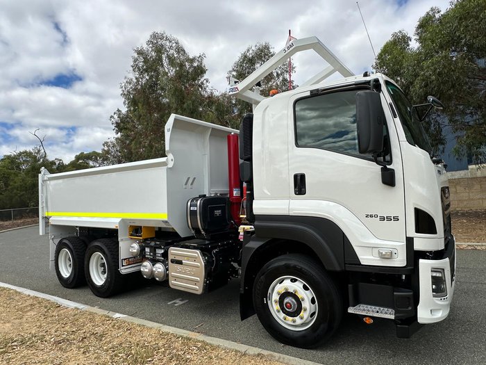 2025 Isuzu F Series