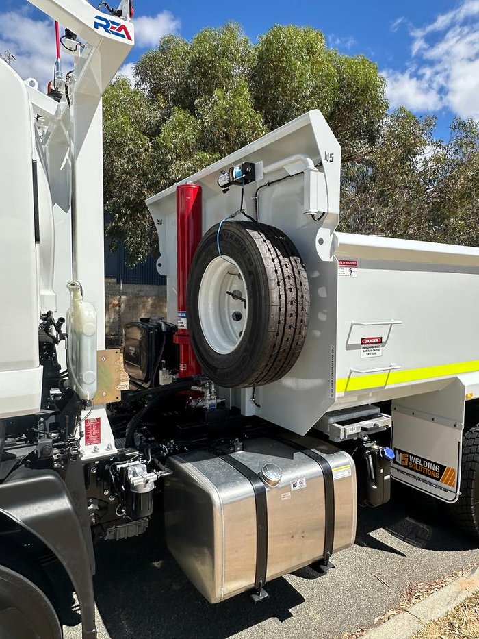 2025 Isuzu F Series FXZ 260-355 AT R45