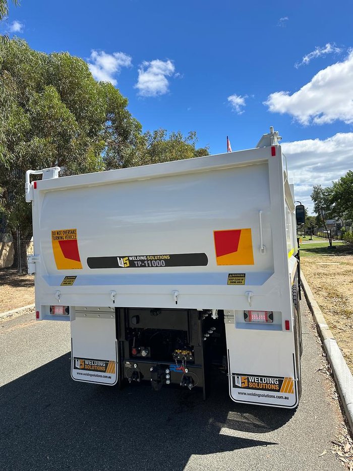 2025 Isuzu F Series FXZ 260-355 AT R45