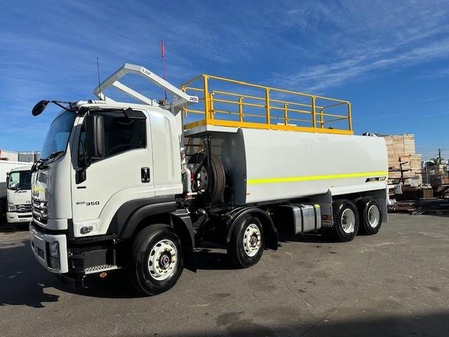 2025 Isuzu Fyh 300-350