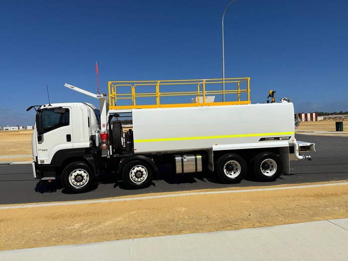 2025 Isuzu Fyh 300-350