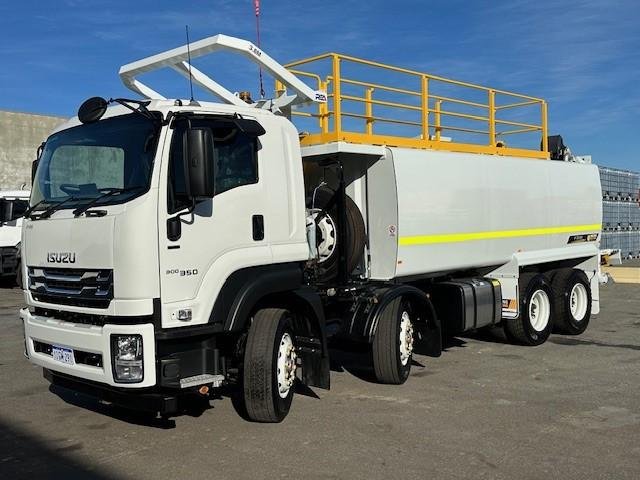 2025 Isuzu Fyh 300-350