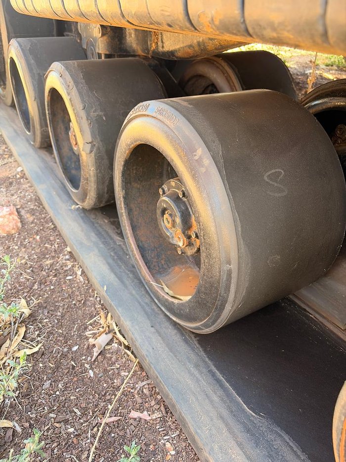 2017 Challenger 875E