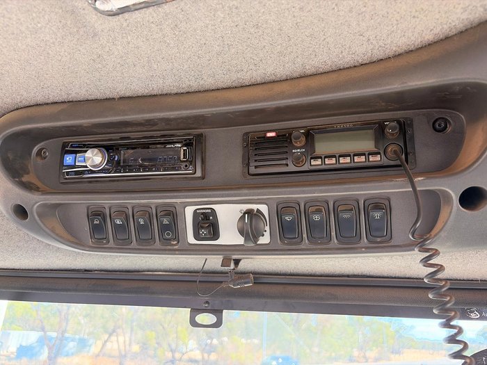 2017 Challenger 875E