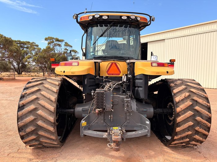 2017 Challenger 875E