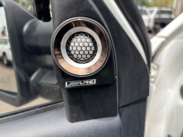 2025 Toyota Hilux 4x4 2.8L Dsl E/C/C 6MT SR