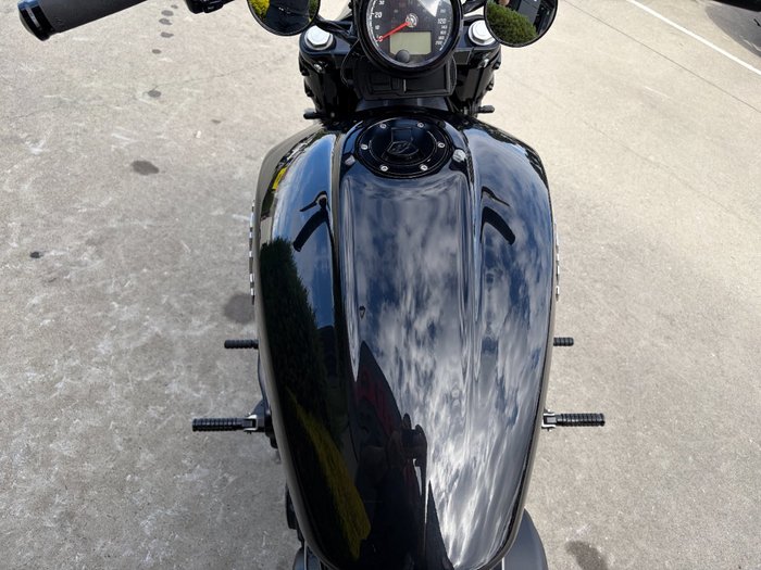 2022 Indian SCOUT BOBBER BLACK METALLIC