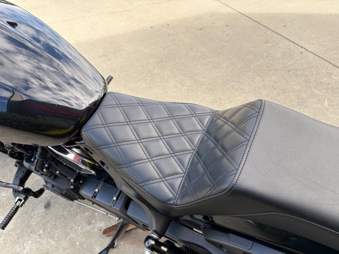 2022 Indian SCOUT BOBBER BLACK METALLIC