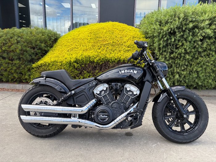 2022 Indian SCOUT BOBBER BLACK METALLIC