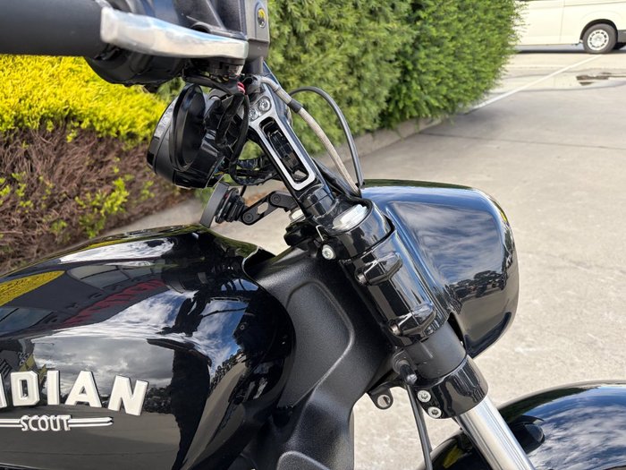 2022 Indian SCOUT BOBBER BLACK METALLIC