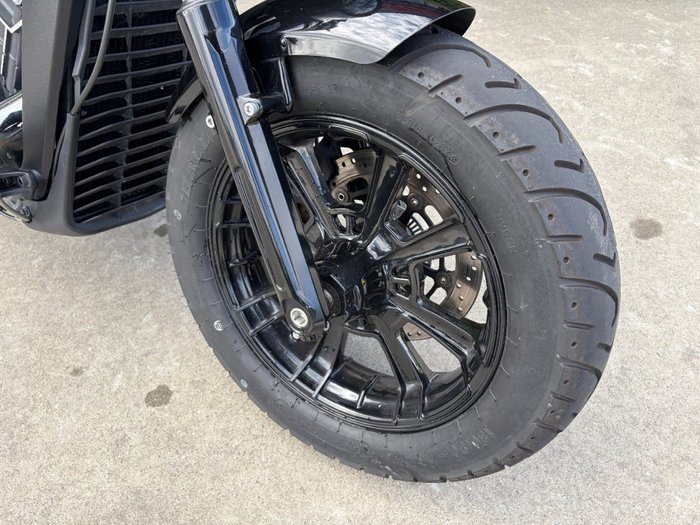 2022 Indian SCOUT BOBBER BLACK METALLIC