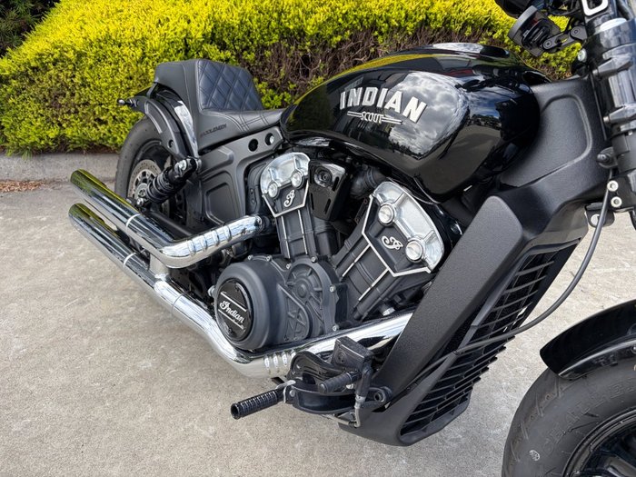 2022 Indian SCOUT BOBBER BLACK METALLIC
