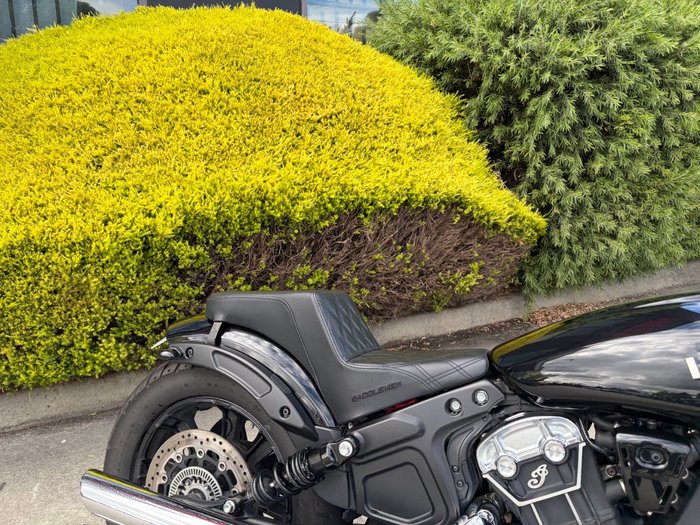 2022 Indian SCOUT BOBBER BLACK METALLIC