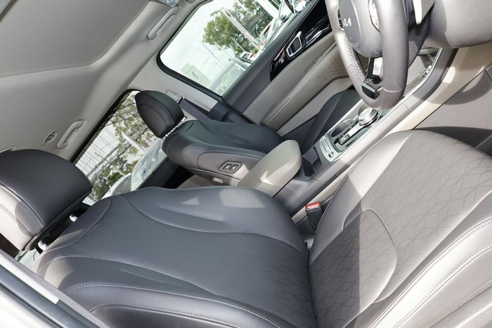 2025 Kia Carnival GT-Line