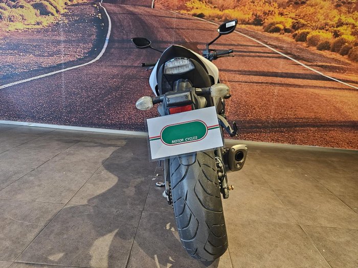 2018 Suzuki GSX-S1000F GSX-S White