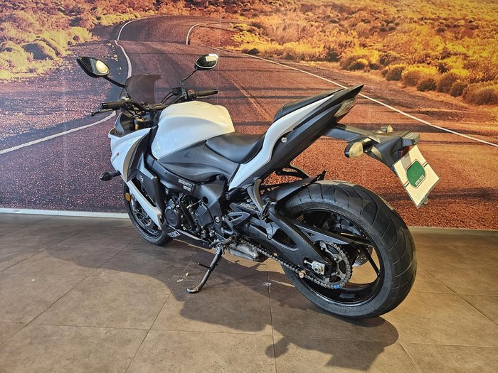 2018 Suzuki GSX-S1000F GSX-S White