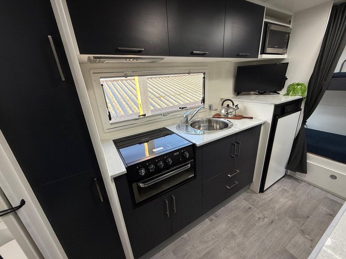 2018 New Age Caravans Gecko Ge18be Family