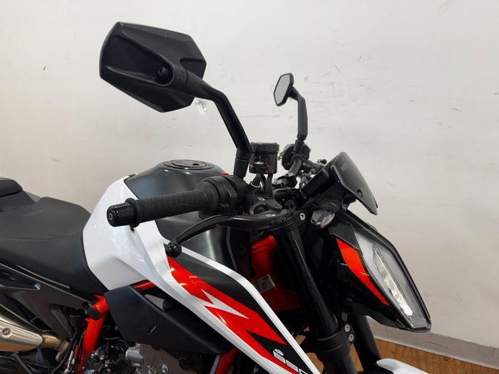 2021 Ktm 890 DUKE R ORANGE