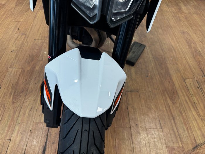 2021 Ktm 890 DUKE R ORANGE