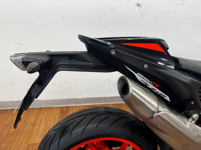 2021 Ktm 890 DUKE R ORANGE