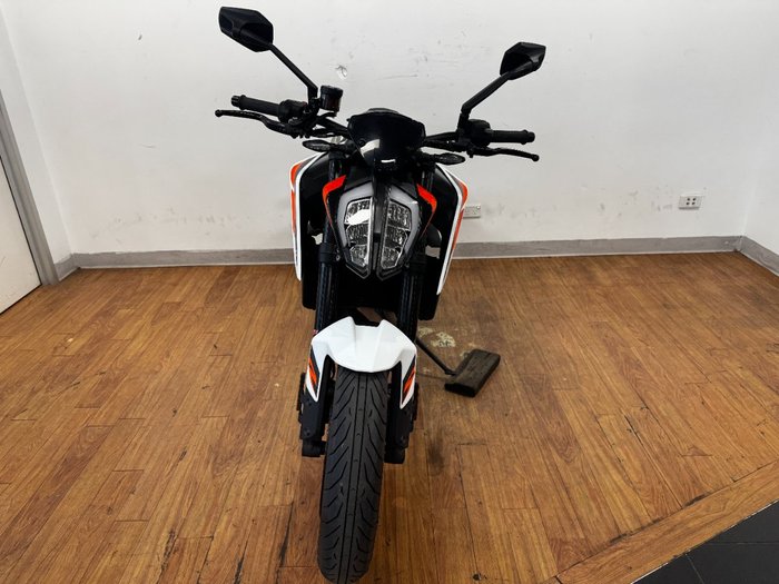 2021 Ktm 890 DUKE R ORANGE