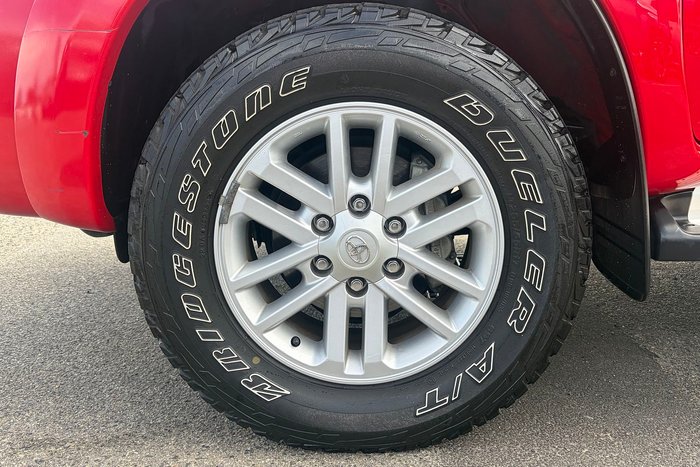 2014 Toyota Hilux SR5