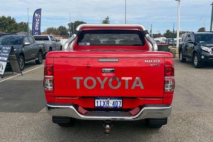 2014 Toyota Hilux SR5