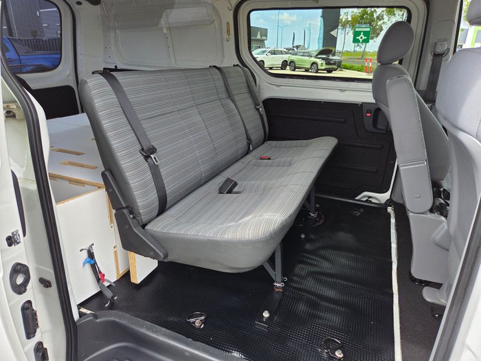 2019 Hyundai iLoad (No Badge)