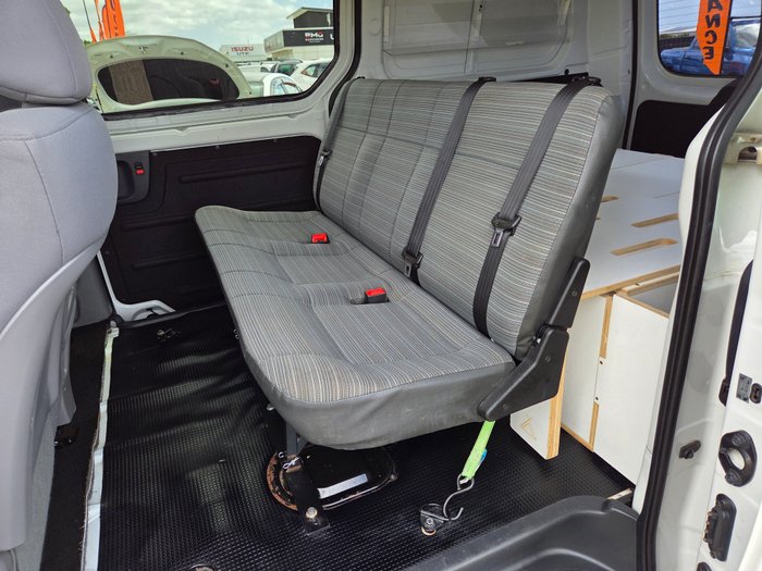 2019 Hyundai iLoad (No Badge)