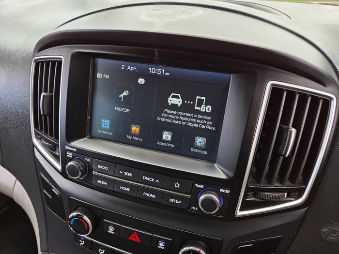 2019 Hyundai iLoad (No Badge)