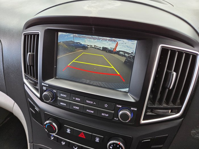 2019 Hyundai iLoad (No Badge)