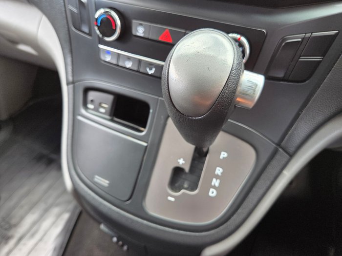 2019 Hyundai iLoad (No Badge)