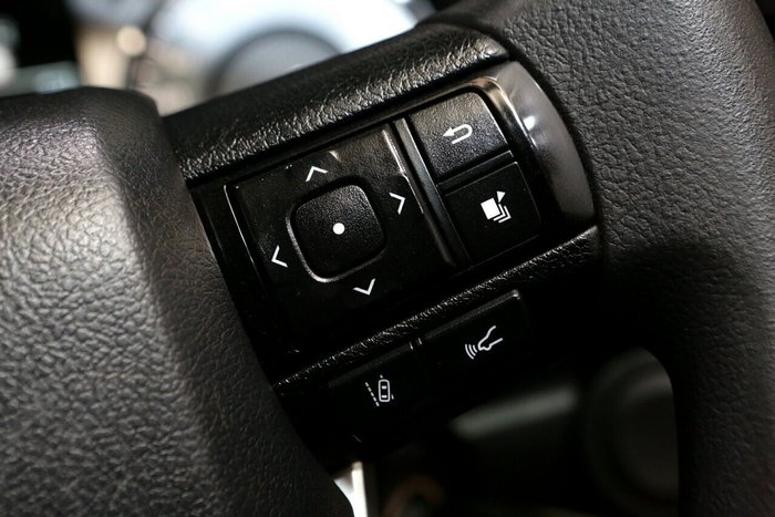 2021 Toyota Hilux SR