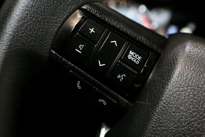 2021 Toyota Hilux SR