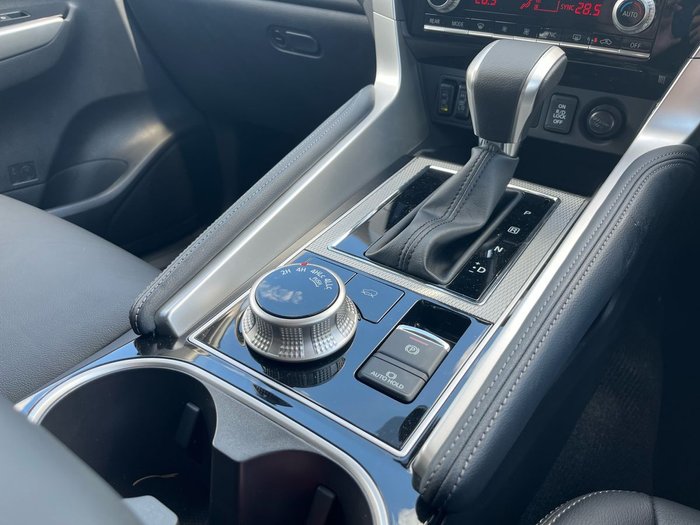 2024 Mitsubishi Pajero Sport Exceed