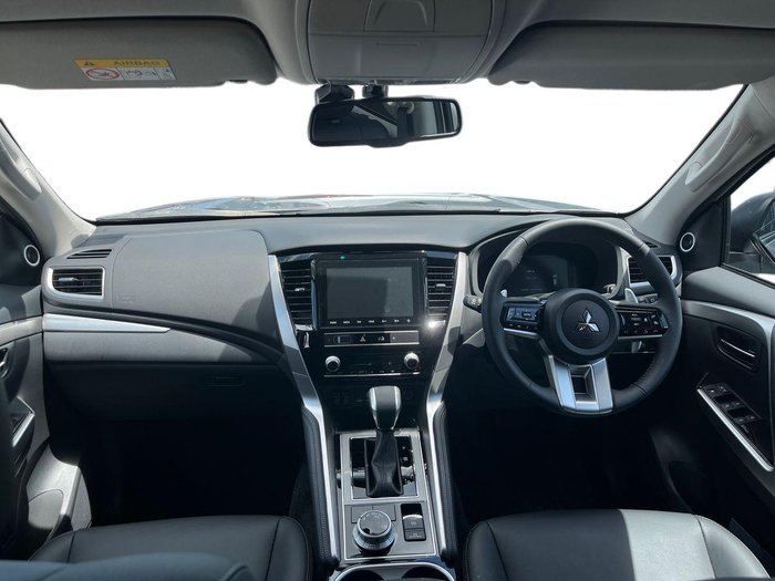 2024 Mitsubishi Pajero Sport Exceed