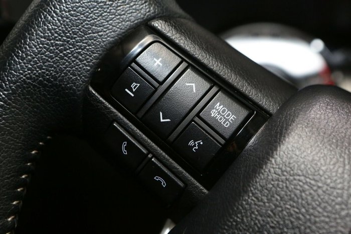 2021 Toyota Hilux SR5